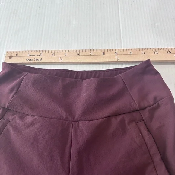 Athleta Headlands Hybrid Tight Sz 4 Burgundy Wine High Rise Zip Pockets Skinny - Picture 8 of 9
